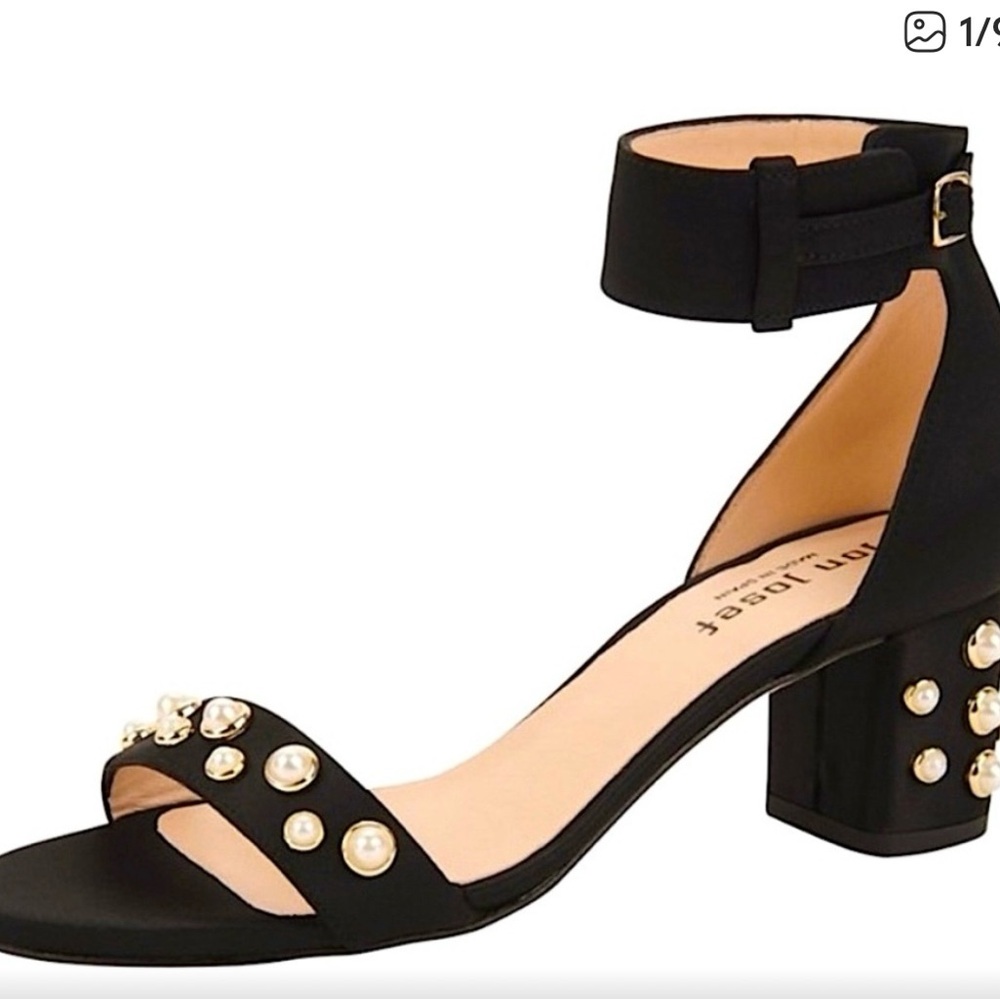 Beautiful Jon Josef Pearl Embellished Sandals Size 9.5